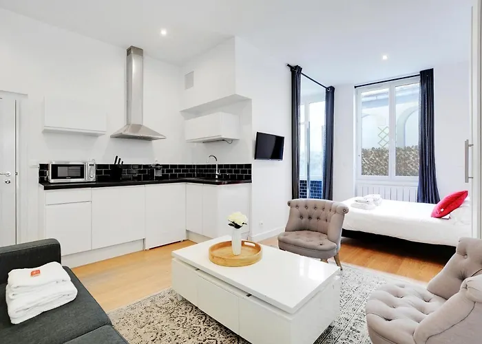Charming And Calm - 4p -beaubourg Quarter Париж