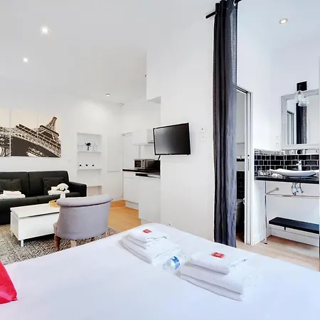 Апартаменты Charming And Calm - 4p -beaubourg Quarter Париж